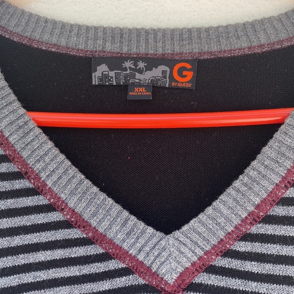 GUESS sweater for men Xxl - Picture 2 of 4